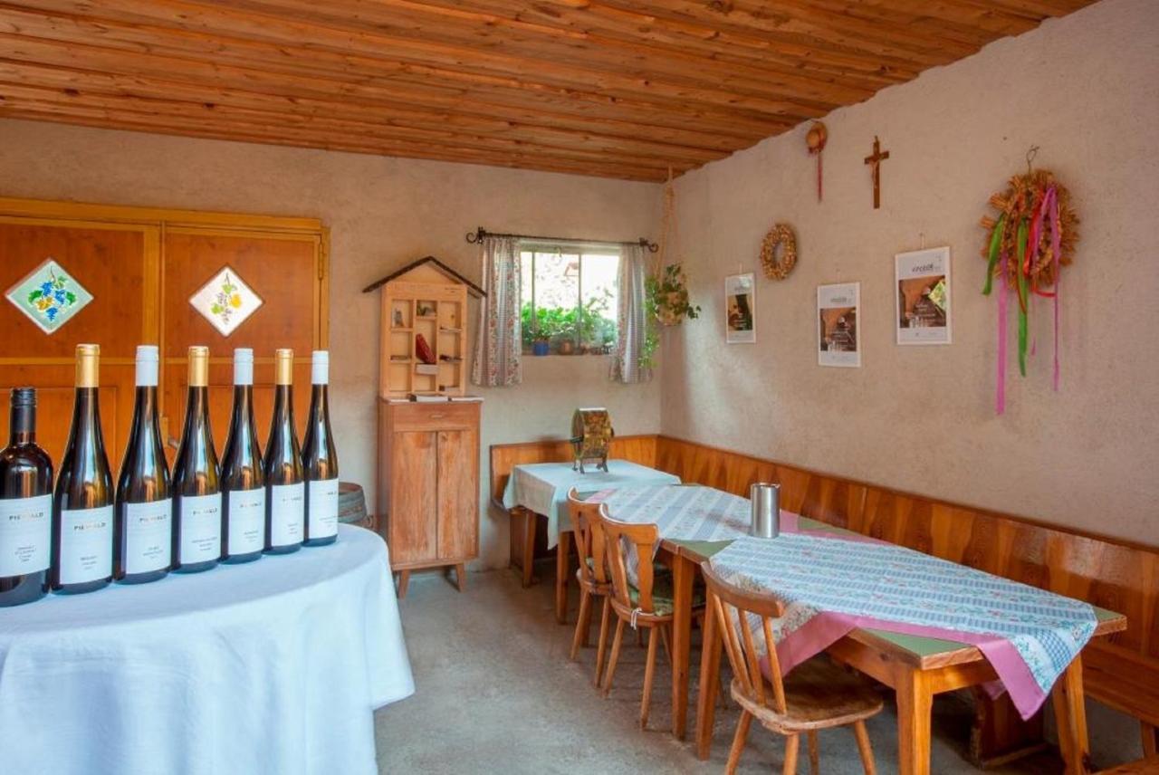 Gut am StegWeingut Piewald公寓 外观 照片
